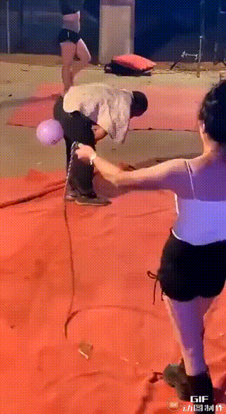 6407f9853339abb62e8.gif