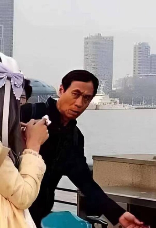 0138111beaaca9a5b4bea92e4cadf7e25c02599548be6c7.jpeg