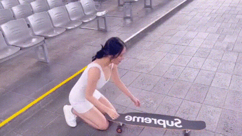 6407eb4870d2b7b002f.gif
