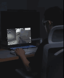 2c9ff56d6529a915cff9b2159cb4f1cb.gif