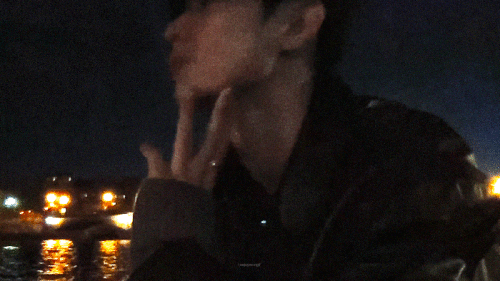 2-2bc4d20dc27ff197d.gif