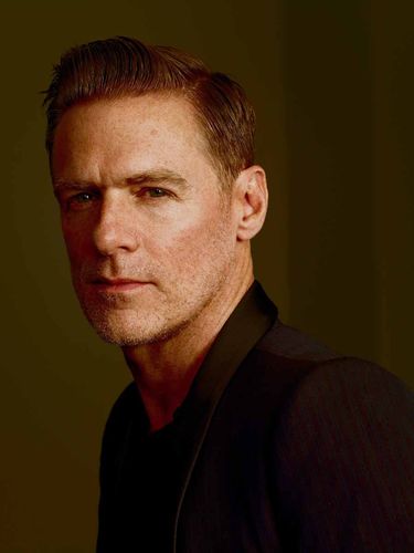 Bryan-Adams2c83d5e9bad54694.jpeg