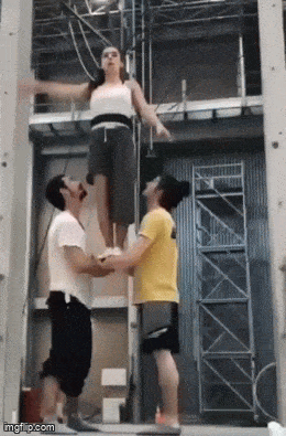 640ecae23ed0e9cef72.gif