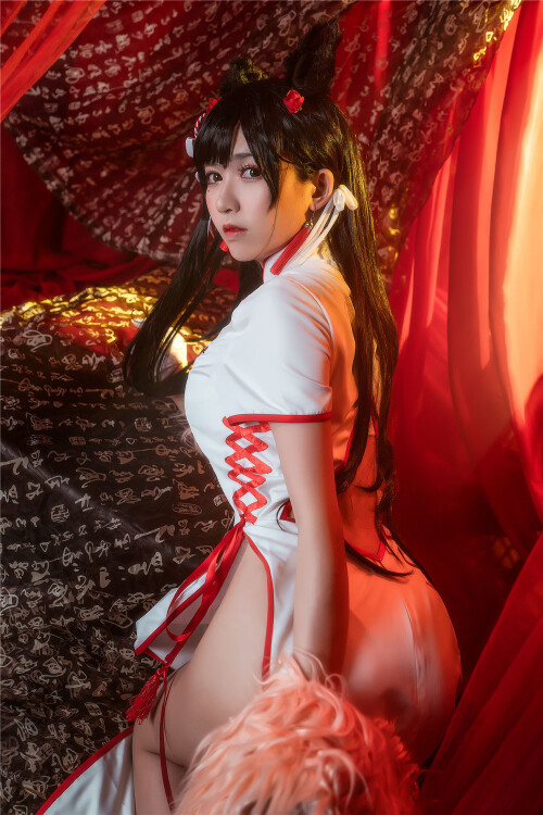 CoserCosplay41547d38c1a2e34a0.jpg