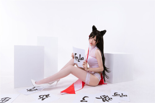 CoserCosplay9e114c86cb3942f08.jpg