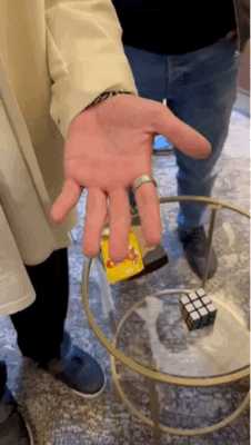 6402e57bacd279ea47b.gif