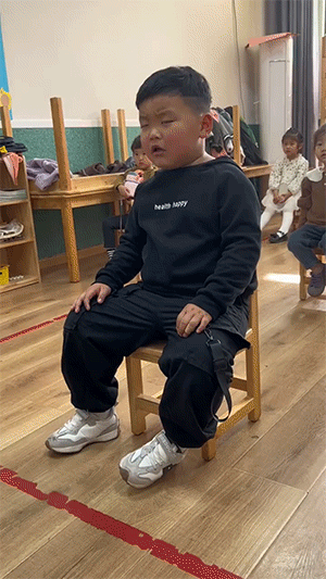 64052413b36bb1b4816.gif