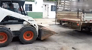 64073671547b55b98a7.gif