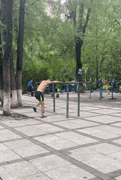 640294cef29fd85701d.gif