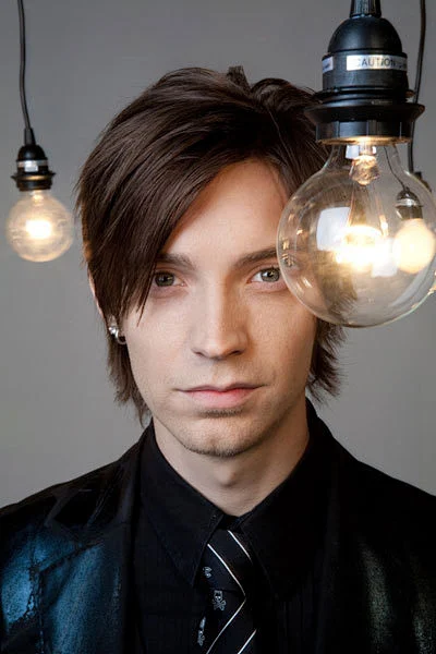 Alex-Band9bb30f54e1c8d8f7.webp