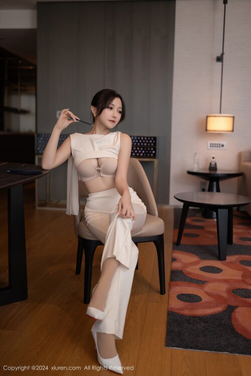 XiuRen-No.9457-Fish-18e67aee0d7d6bc2e6.jpg