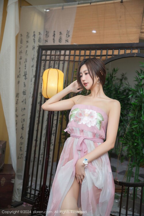 XiuRen-No.9475-ula-256f2fb5f80257cd65.jpg