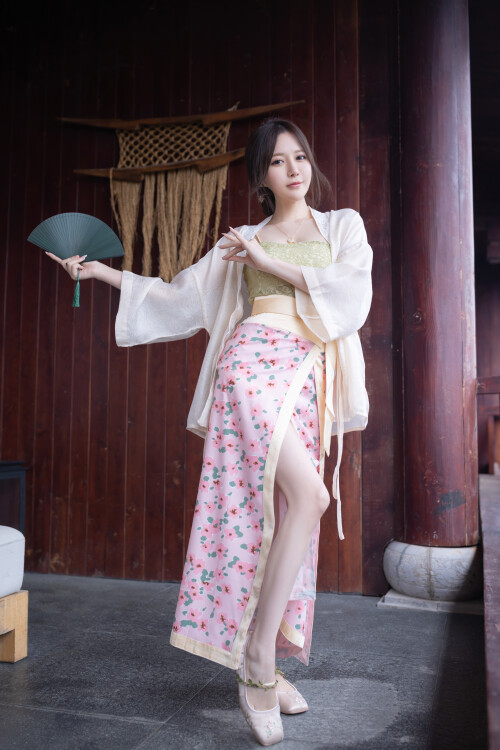 5bf0cf6553919c51d.jpg