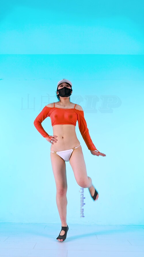 A.mp4_20250113_104139.8586112666f66153eff.jpg