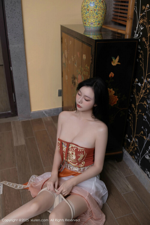 04704a43f80eee471f7.jpg