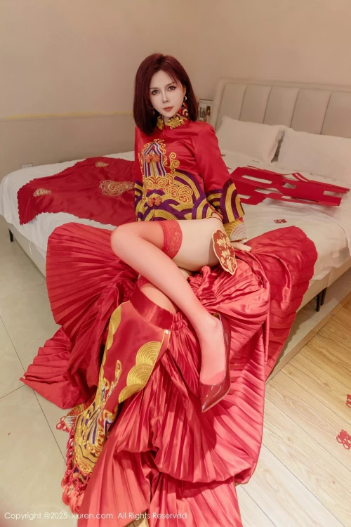 XiuRenNo.9995_yy90P15494d53f12dc04f0e.webp