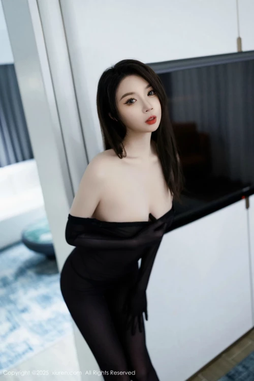 XiuRenNo.9992_83P50c568bddf48337dd6.webp