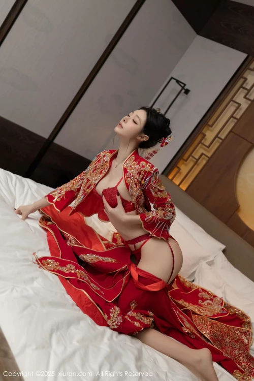 XiuRenNo.10055_82P3295a81335973f9a72.webp