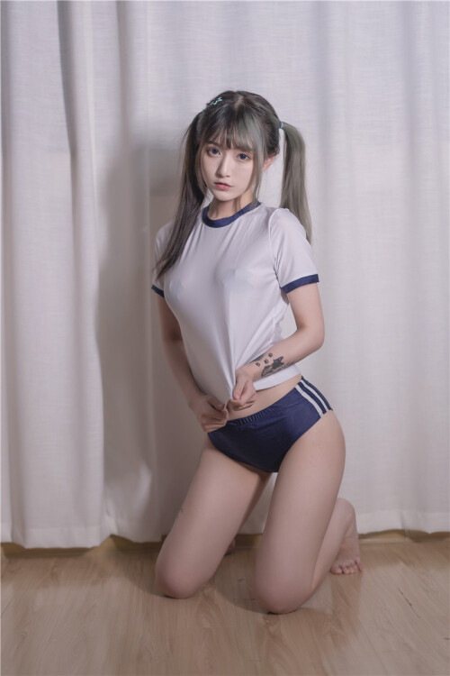16826de2223f6edb30.jpg