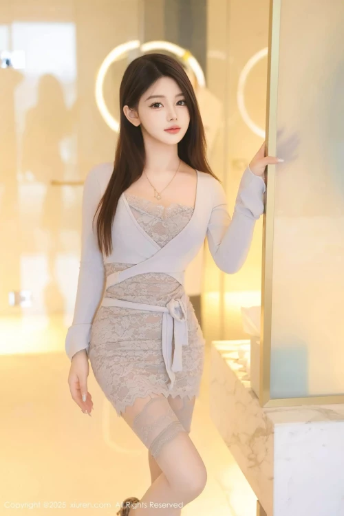 XiuRenNo.10083_97P15f5025d3f458dbbe8.webp