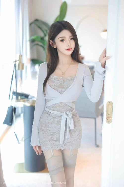 XiuRenNo.10083_97P18d4ec0d383976747.webp