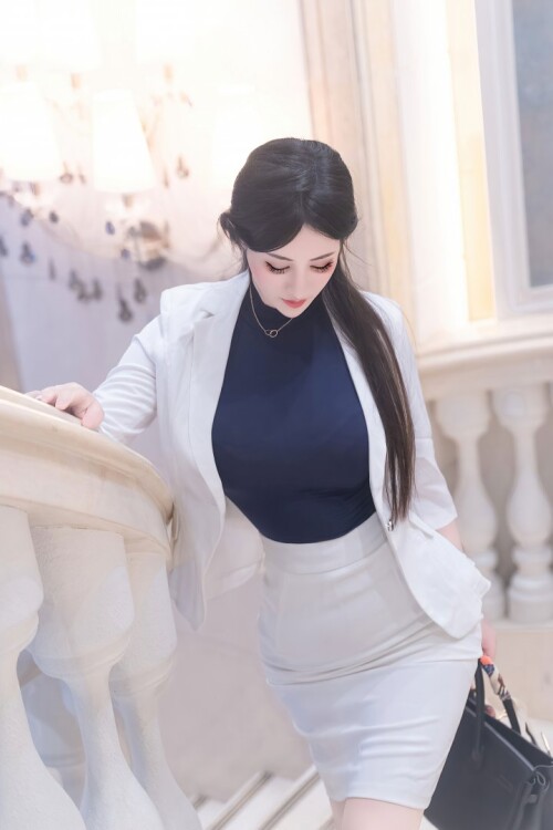 16812996feef5bbea4.jpg
