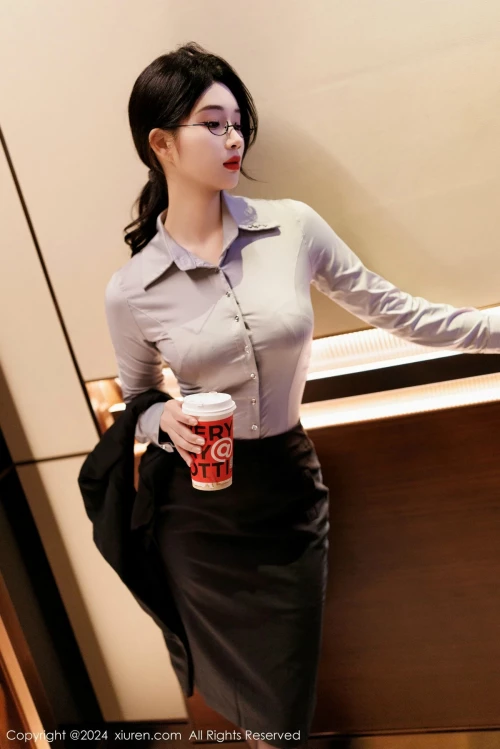 001c742c07194a9d8df.webp