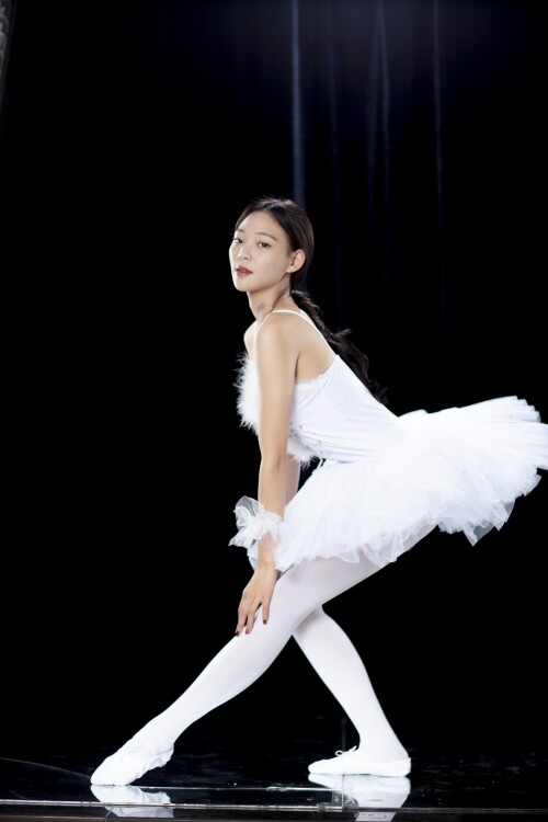 0X1A3071f123993e6080a7f3.jpg