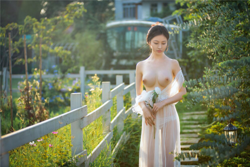DSC_648135fa141279ea0ae7.jpg