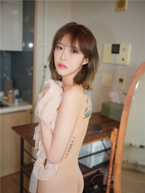 Artgravia-Vol.418-Romi-000562c4a53fe367a79bf.jpg