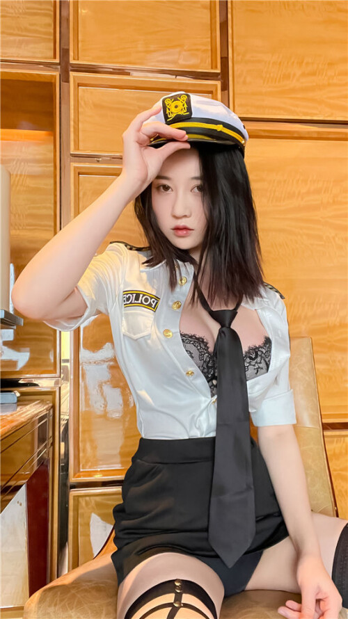 1-766231c482f27ecfca.jpg