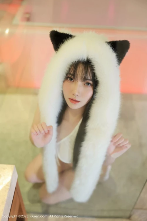 XiuRenNo.10302_51P221feefa7d803bc422.webp