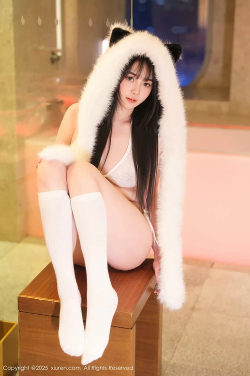 XiuRenNo.10302_51P836f271b327ef4ca2.webp