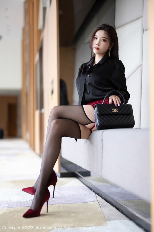 XiuRen-No.7062-Yome-10c10186f82fe100bb.jpg