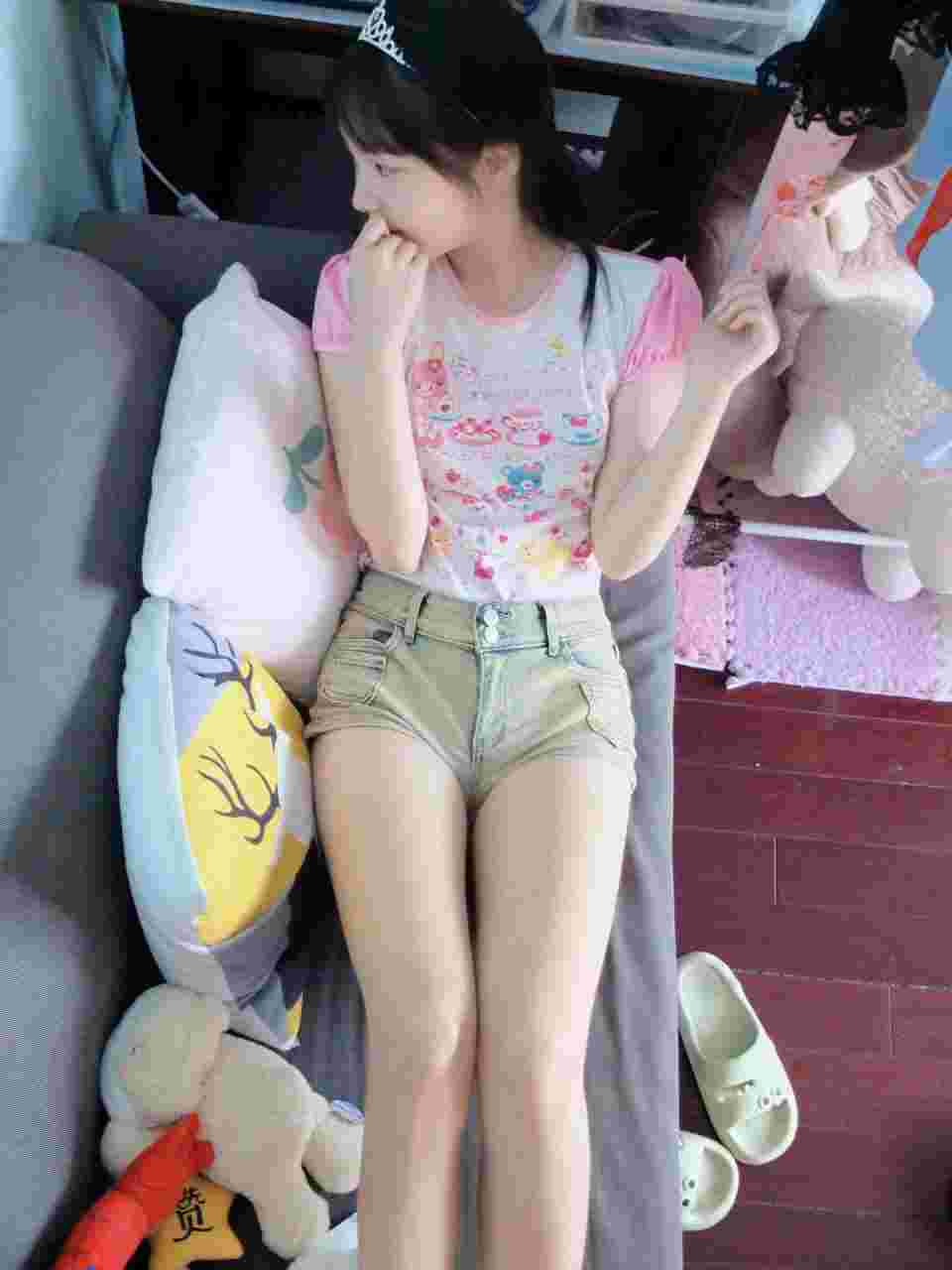 1752789262675 el5UmzQW92